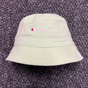 NEW Champion bucket hat size L/XL
